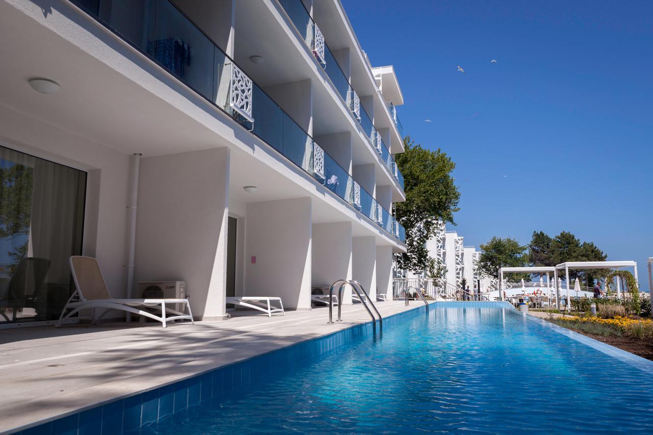 Maritim Hotel Paradise Blue Albena Exteriör bild